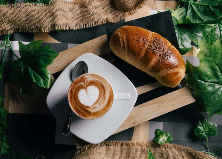 Od Plantacji do Filiżanki: Droga Kawy Premium Baldinicaffe